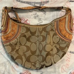 Nice condition hippy Coach bag